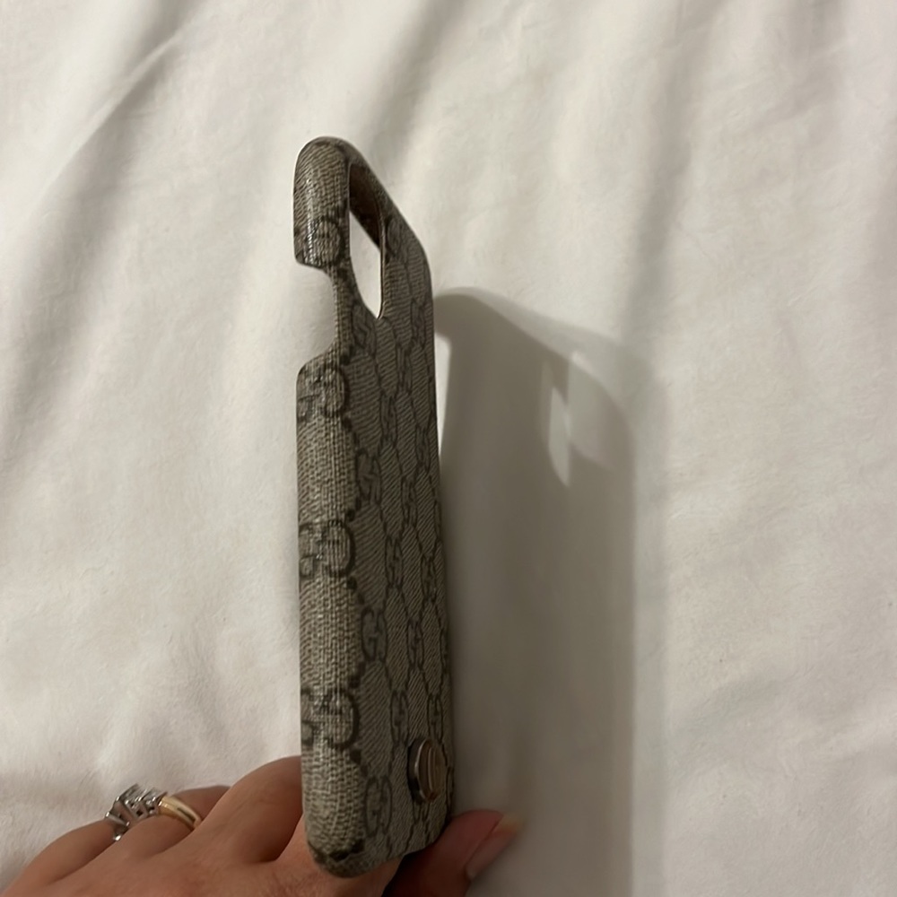 Gucci Phone Case - Picture 3 of 10